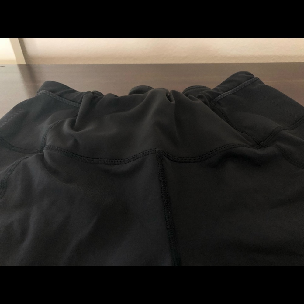 Workout pants - Picture 2 of 3